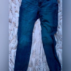 Lauren Conrad (size 8 ) skinny jeans